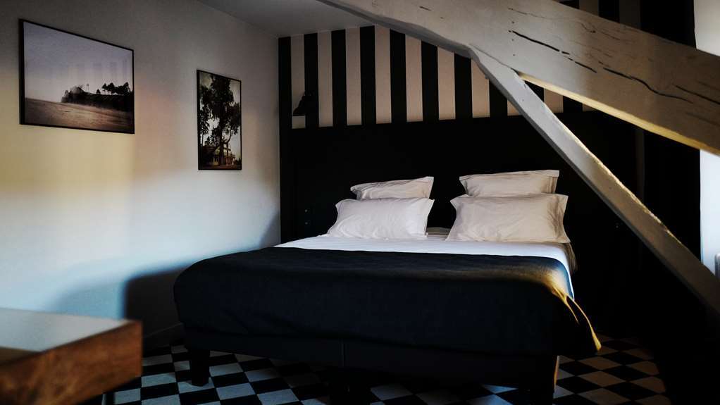 Urban Style Hotel Des Carmes أوريلاك الغرفة الصورة